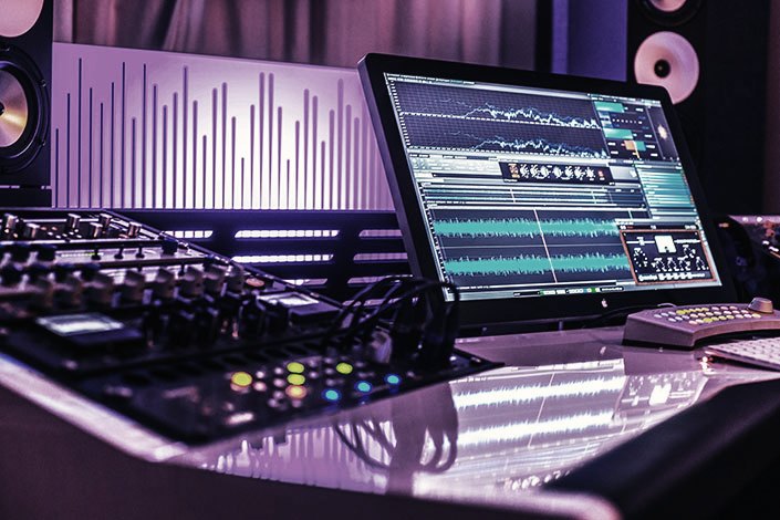 Mastering desk with outboard gear at Milian Mastering
